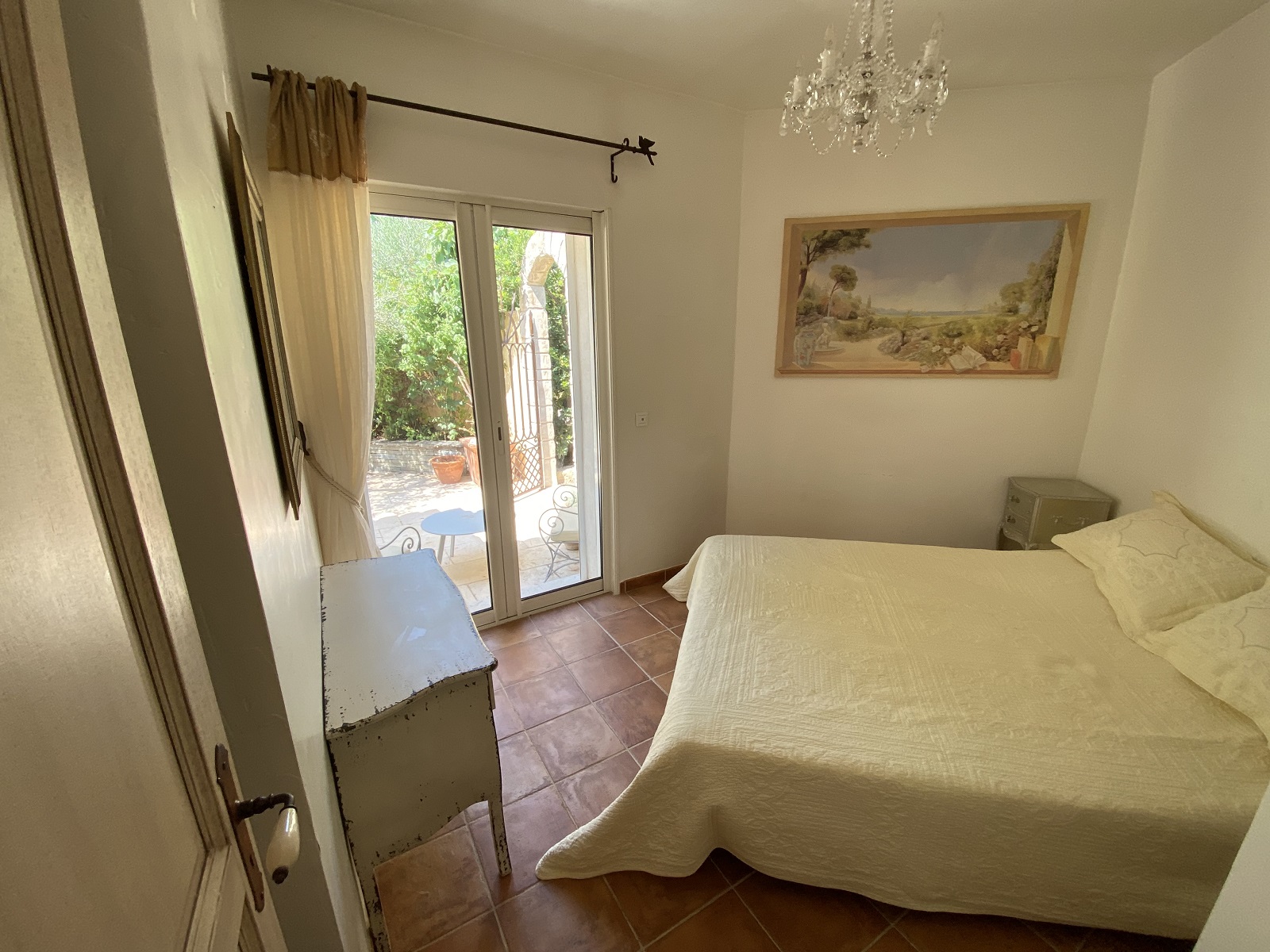 Courtyard bedroom